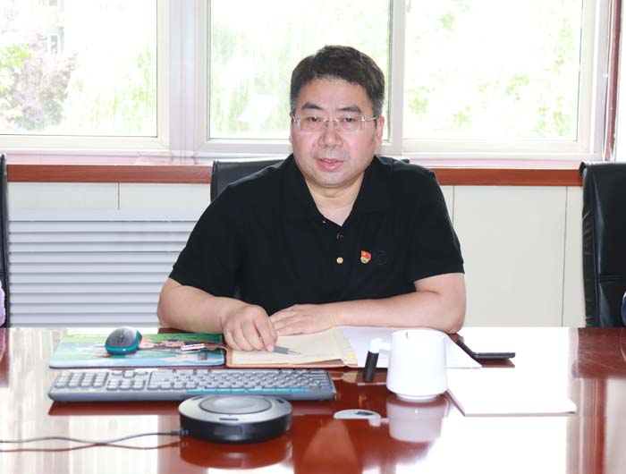 权总网.jpg